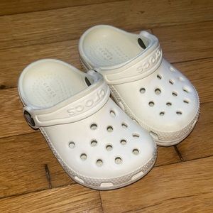 White Crocs Toddler 6C - Good Condition - Gently Worn